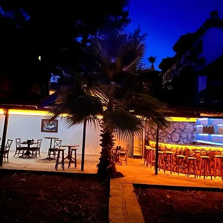 Nil Hotel