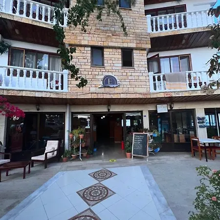 Hotel Nil 2*